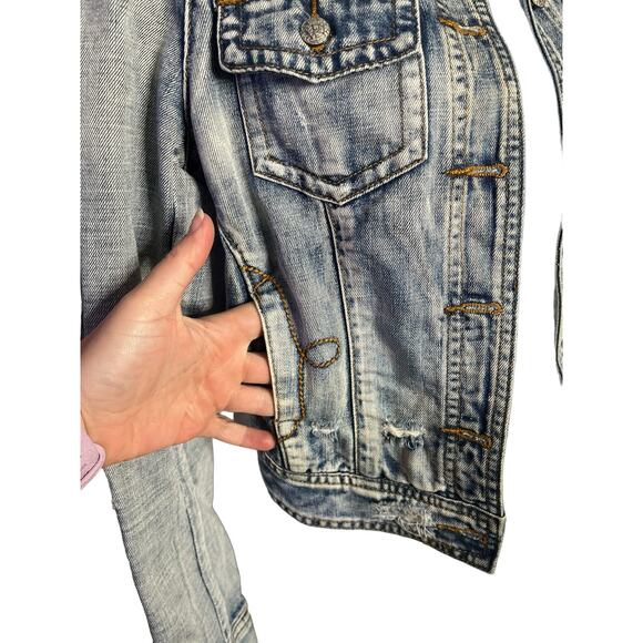 ...Lost light wash distressed denim jean jacket button up small - Picture 5 of 8